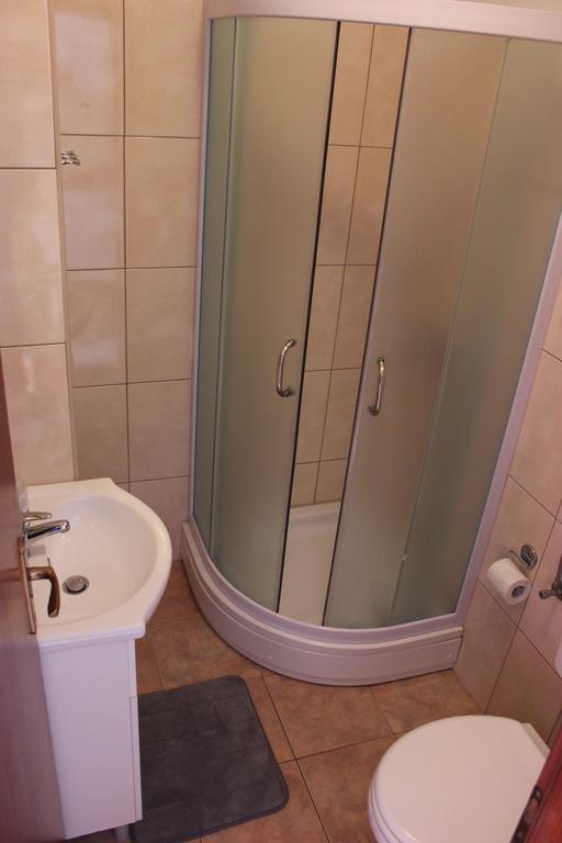 Apartmani Kardum Brodarica Exterior foto