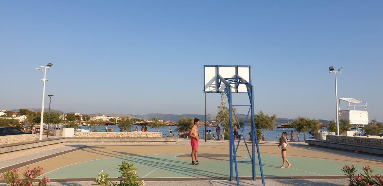 Apartmani Kardum Brodarica Exterior foto